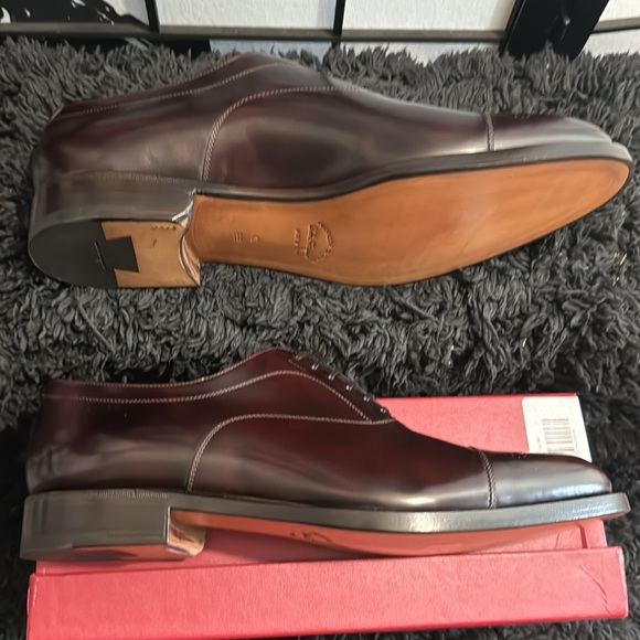 Salvatore Ferragamo casual men’s tie oxfords - Picture 3 of 6
